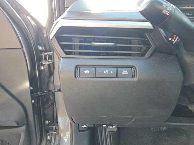 Used 2024 Nissan Altima 2.5 SV image 39