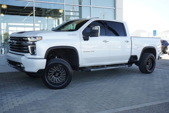 Used 2022 Chevrolet Silverado 2500 High Country w/ LPO, Hitch Package AWD/4WD image 4