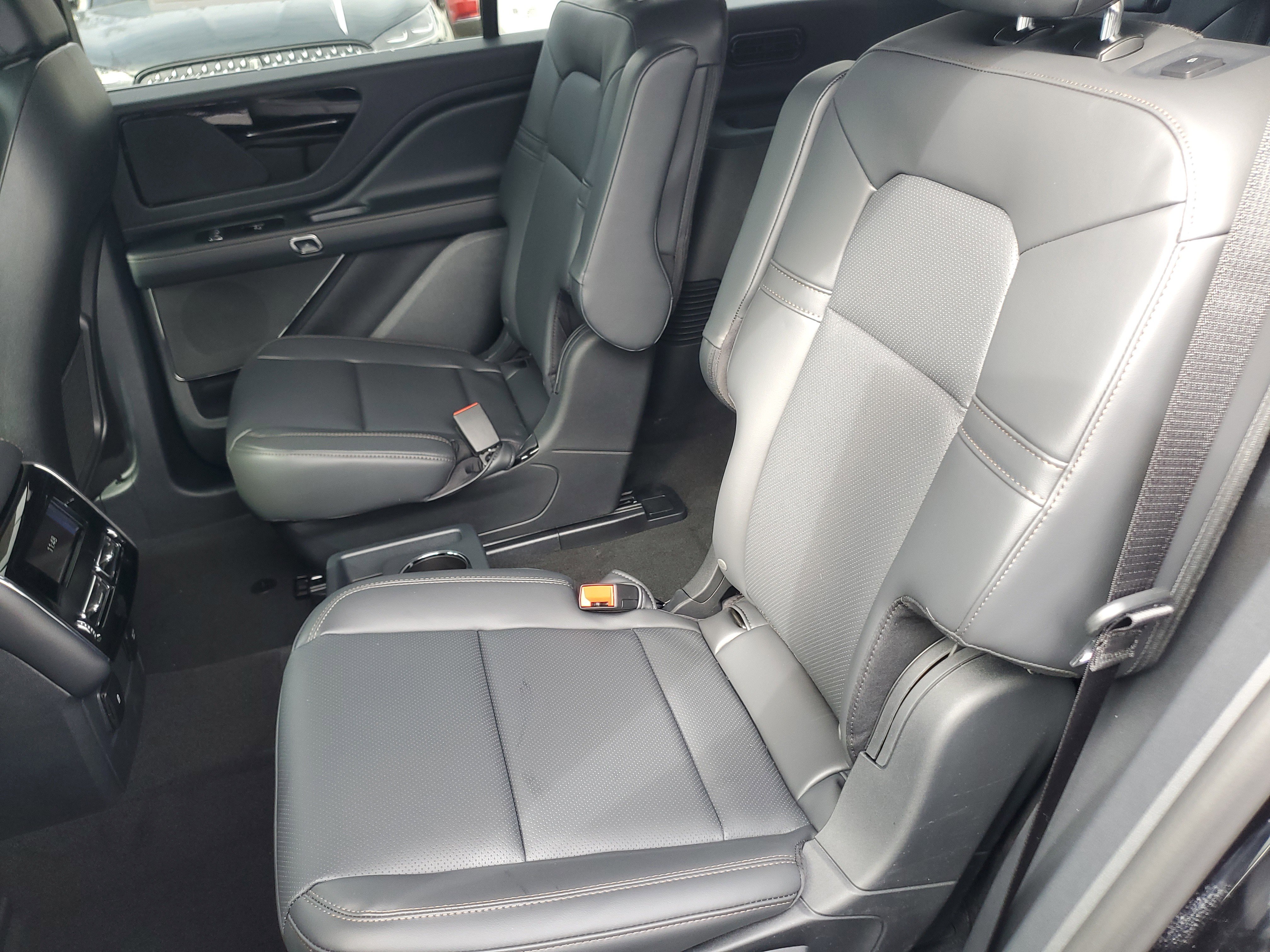 New 2026 Lincoln Aviator AWD image 26