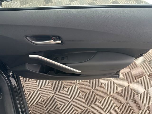 Used 2026 Toyota Corolla Cross XLE w/ Convenience Package image 19