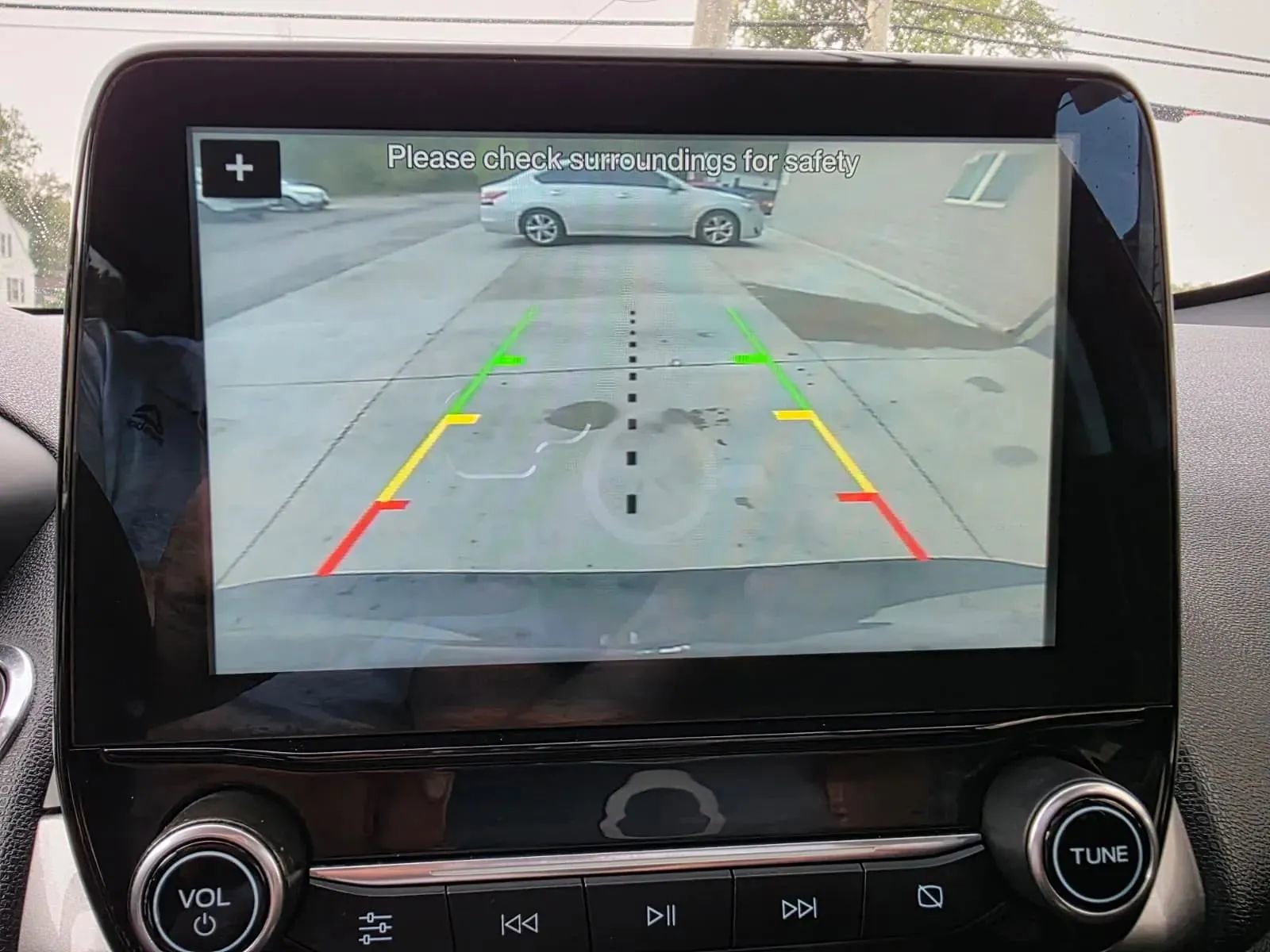 Used 2019 Ford EcoSport SE w/ SE Convenience Package image 16