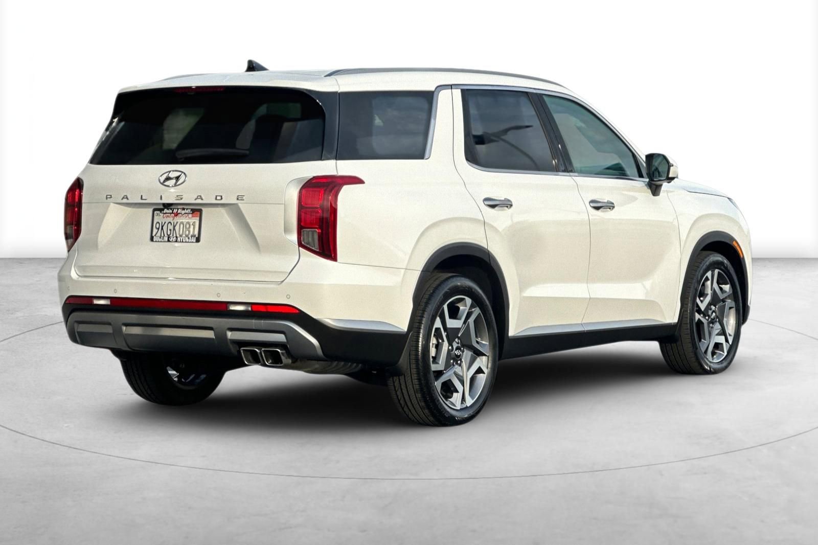Used 2024 Hyundai Palisade SEL w/ Premium Package image 8
