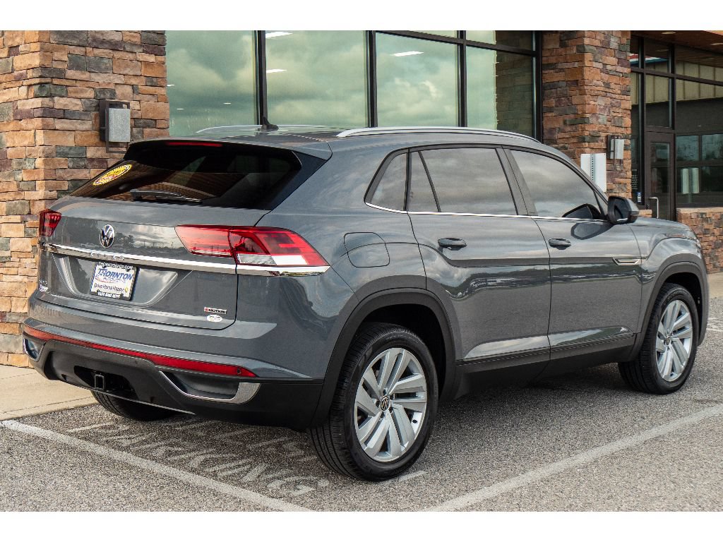Used 2021 Volkswagen Atlas Cross Sport SE w/ Panoramic Sunroof Package AWD/4WD image 3