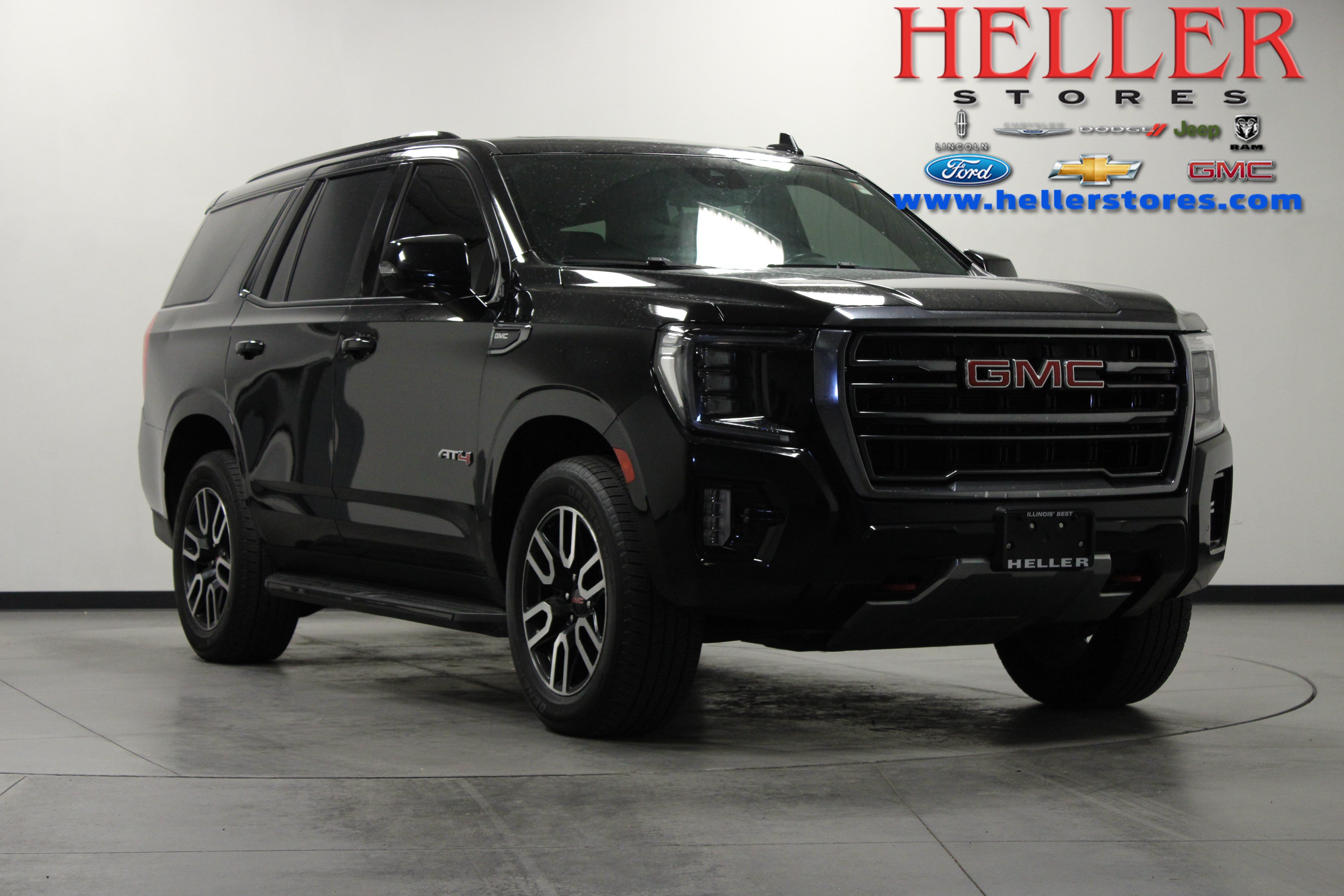 Used 2023 GMC Yukon AT4 AWD/4WD image 1