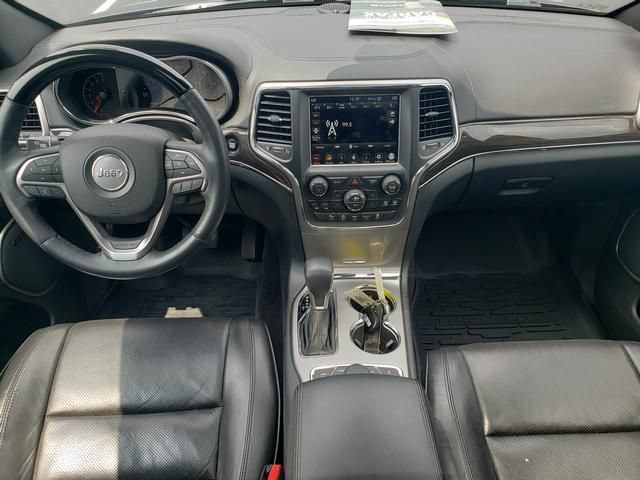 Used 2018 Jeep Grand Cherokee Overland AWD/4WD image 15
