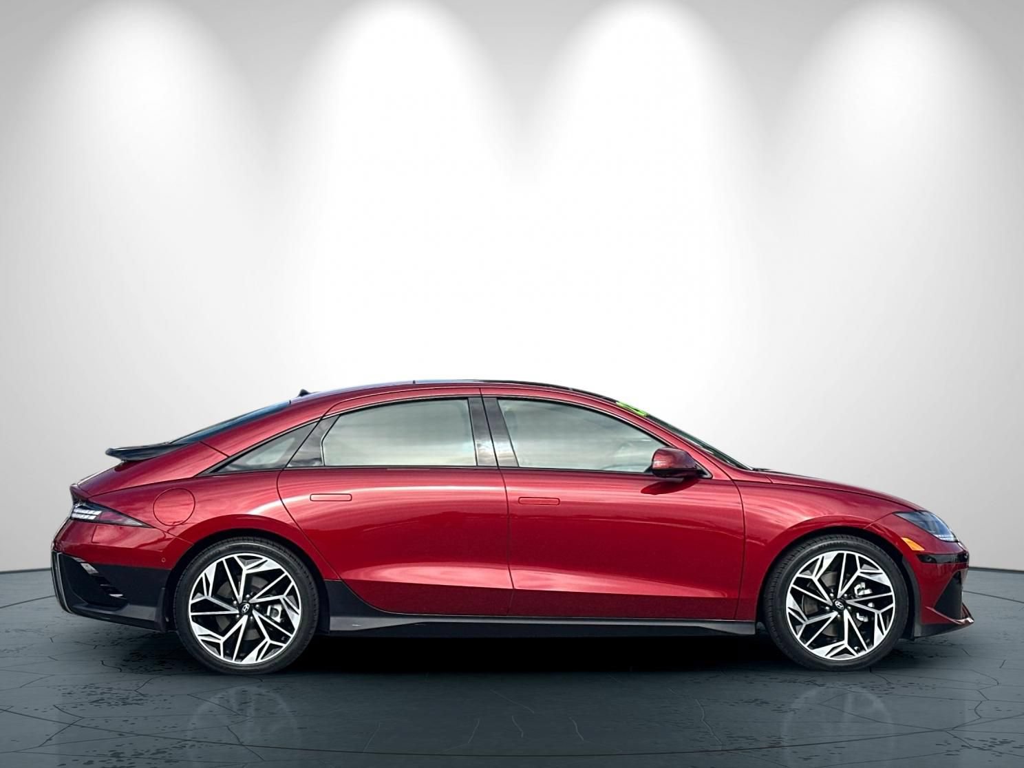 Used 2023 Hyundai Ioniq 6 Limited RWD image 3