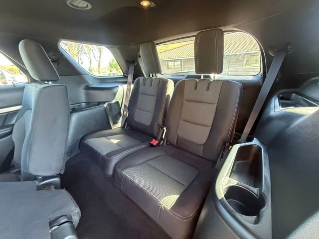 Used 2018 Ford Explorer XLT w/ Equipment Group 201A image 13