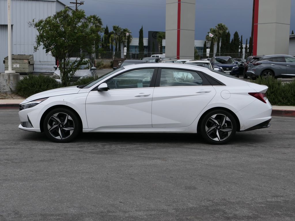 Certified 2023 Hyundai Elantra Limited w/ Cargo Package image 6