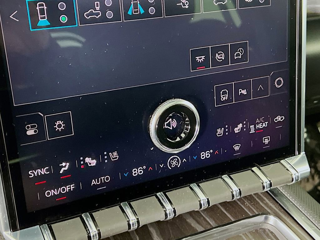 Certified 2025 GMC Sierra EV Denali image 15