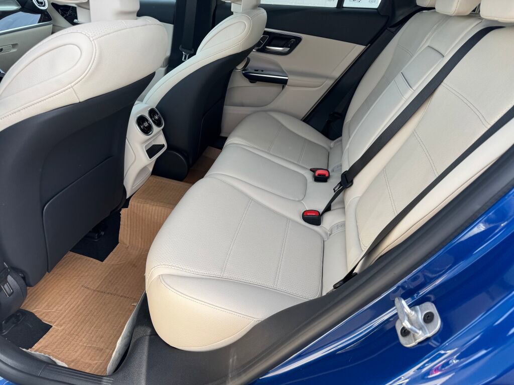 New 2026 Mercedes-Benz GLC 300 4MATIC image 15