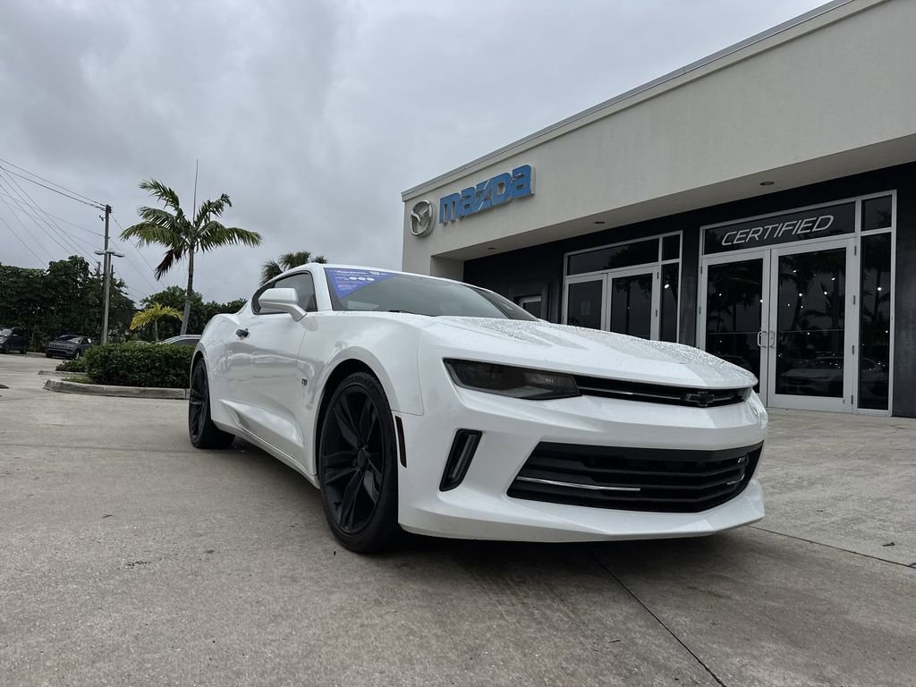 Used 2018 Chevrolet Camaro LT w/ RS Package image 31