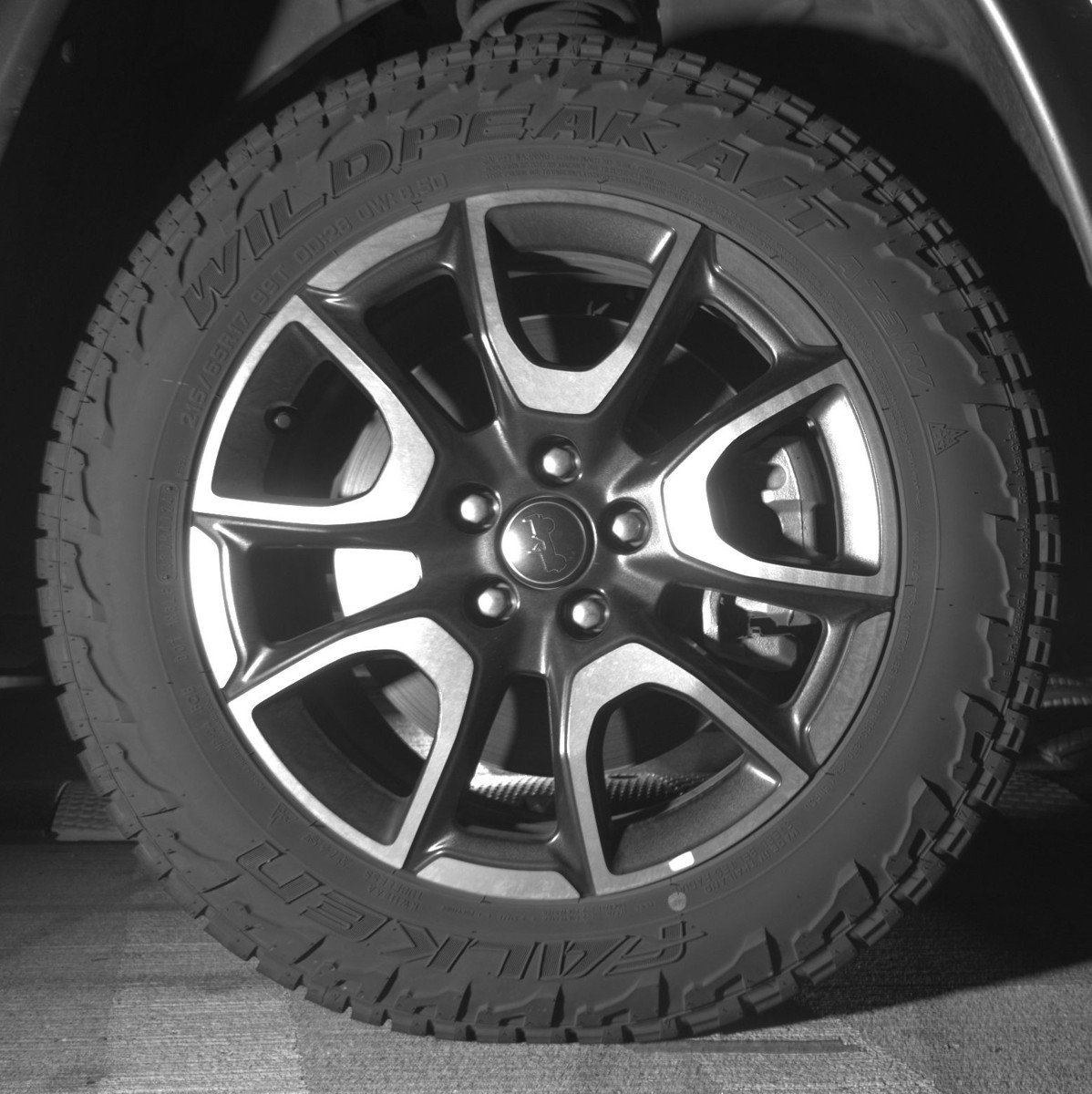 Used 2025 Jeep Compass Trailhawk image 13