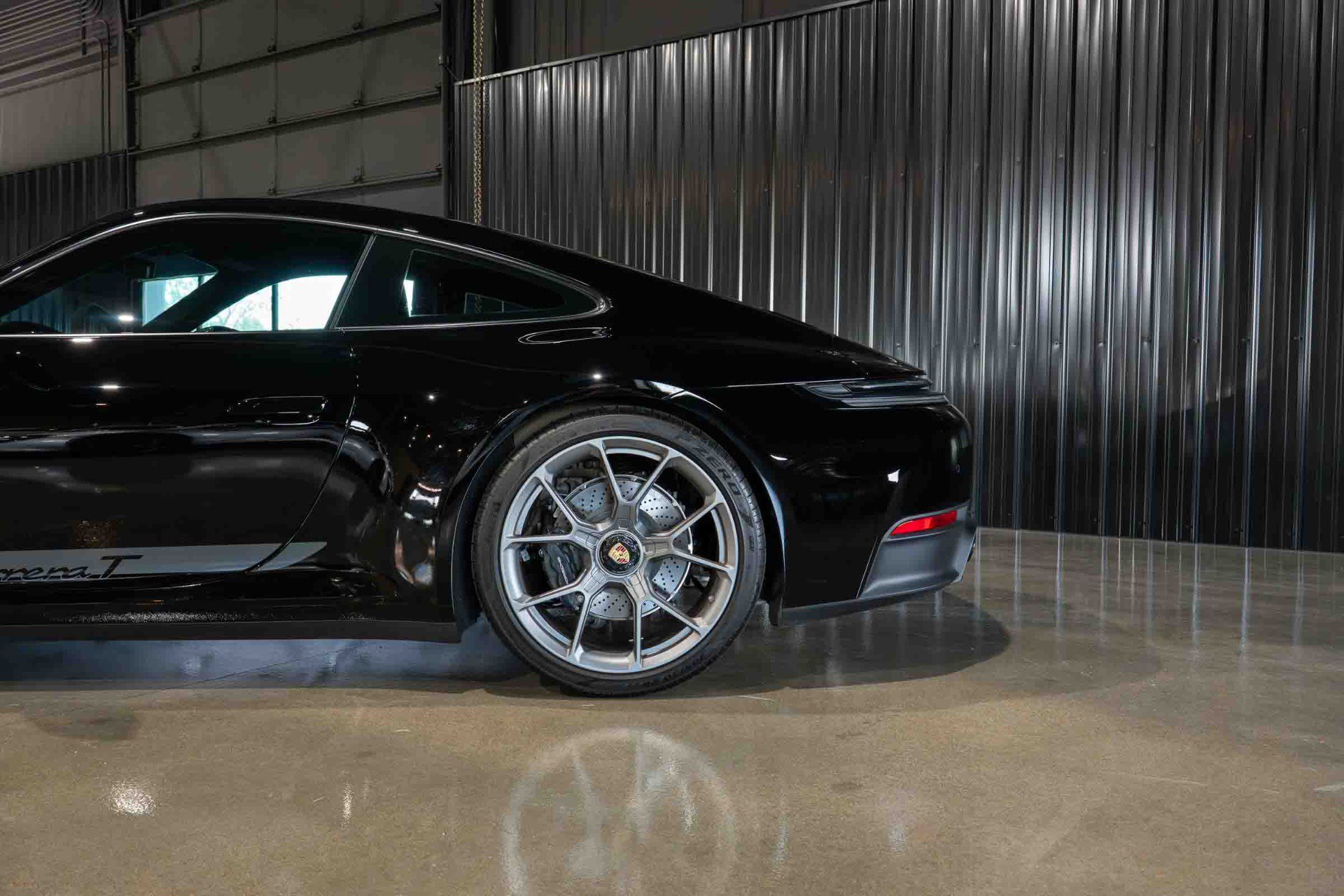 Used 2026 Porsche 911 Carrera T RWD image 31