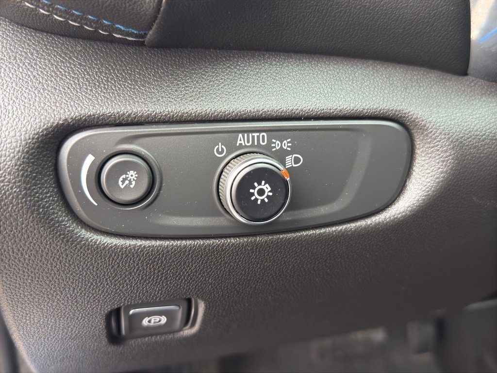 Certified 2024 Chevrolet Blazer RS w/ Driver Confidence II Package image 19