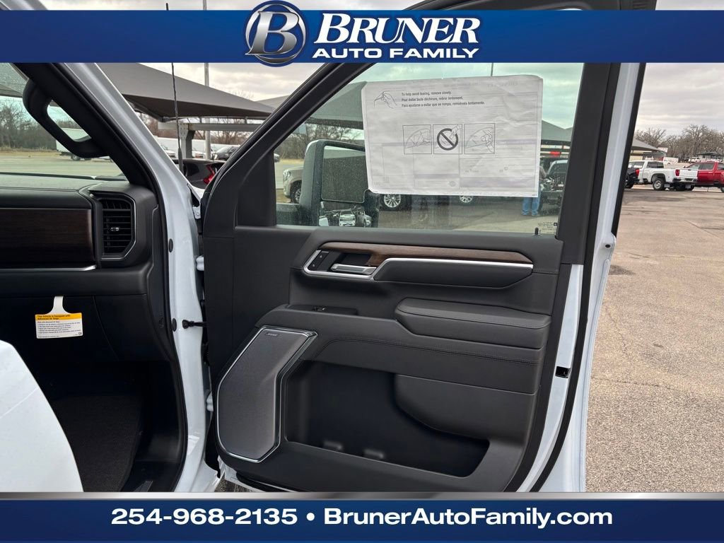 New 2026 Chevrolet Silverado 3500 High Country w/ Technology Package image 15