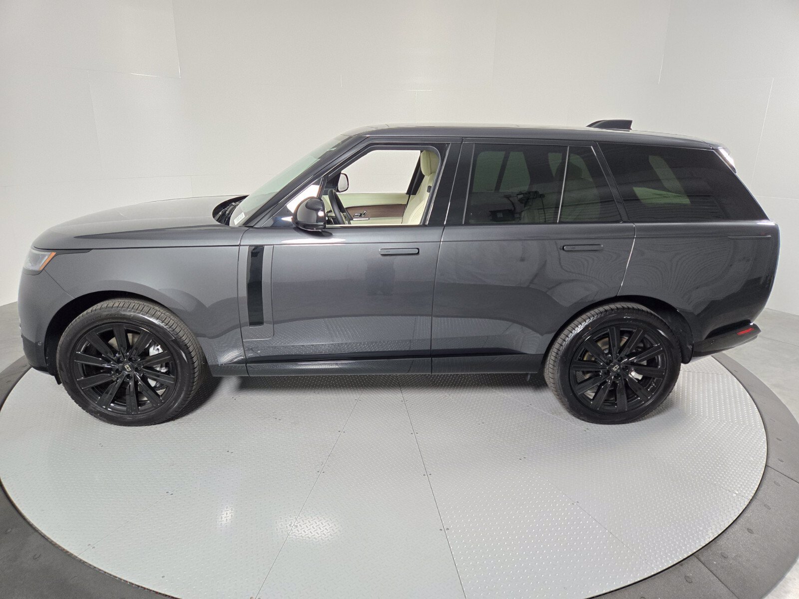 New 2027 Land Rover Range Rover SE AWD/4WD image 34