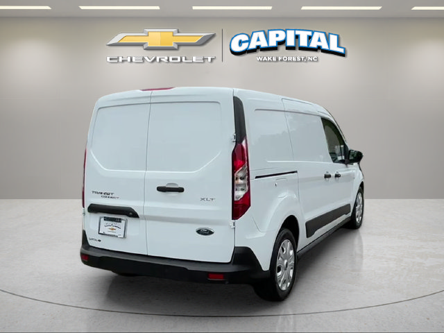 Used 2023 Ford Transit Connect XLT FWD image 5