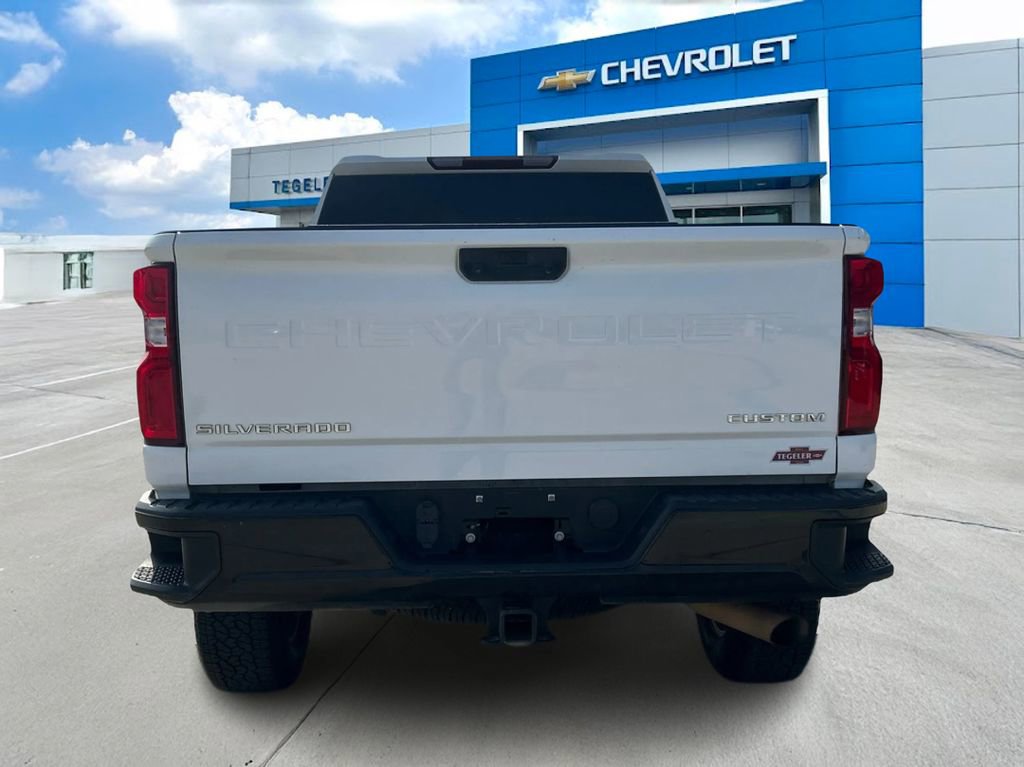 Used 2021 Chevrolet Silverado 2500 Custom w/ Custom Value Package image 6