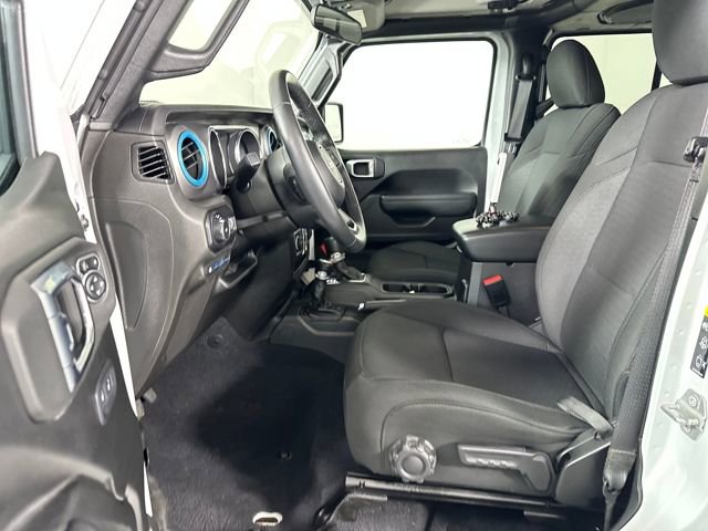 Used 2023 Jeep Wrangler Unlimited w/ Cold Weather Group image 11