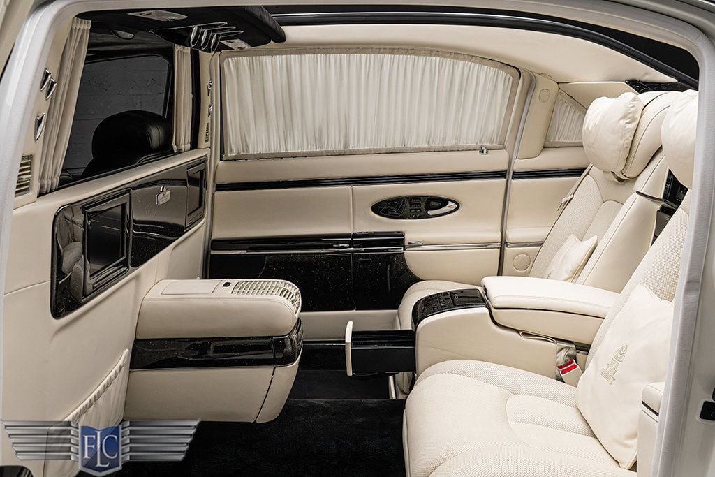 Used 2009 Maybach 62 S RWD image 7