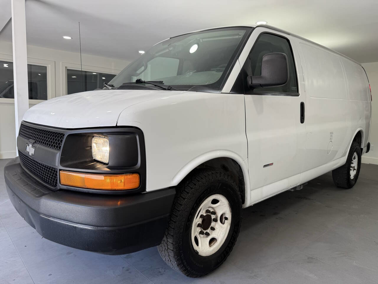 Used 2017 Chevrolet Express 2500