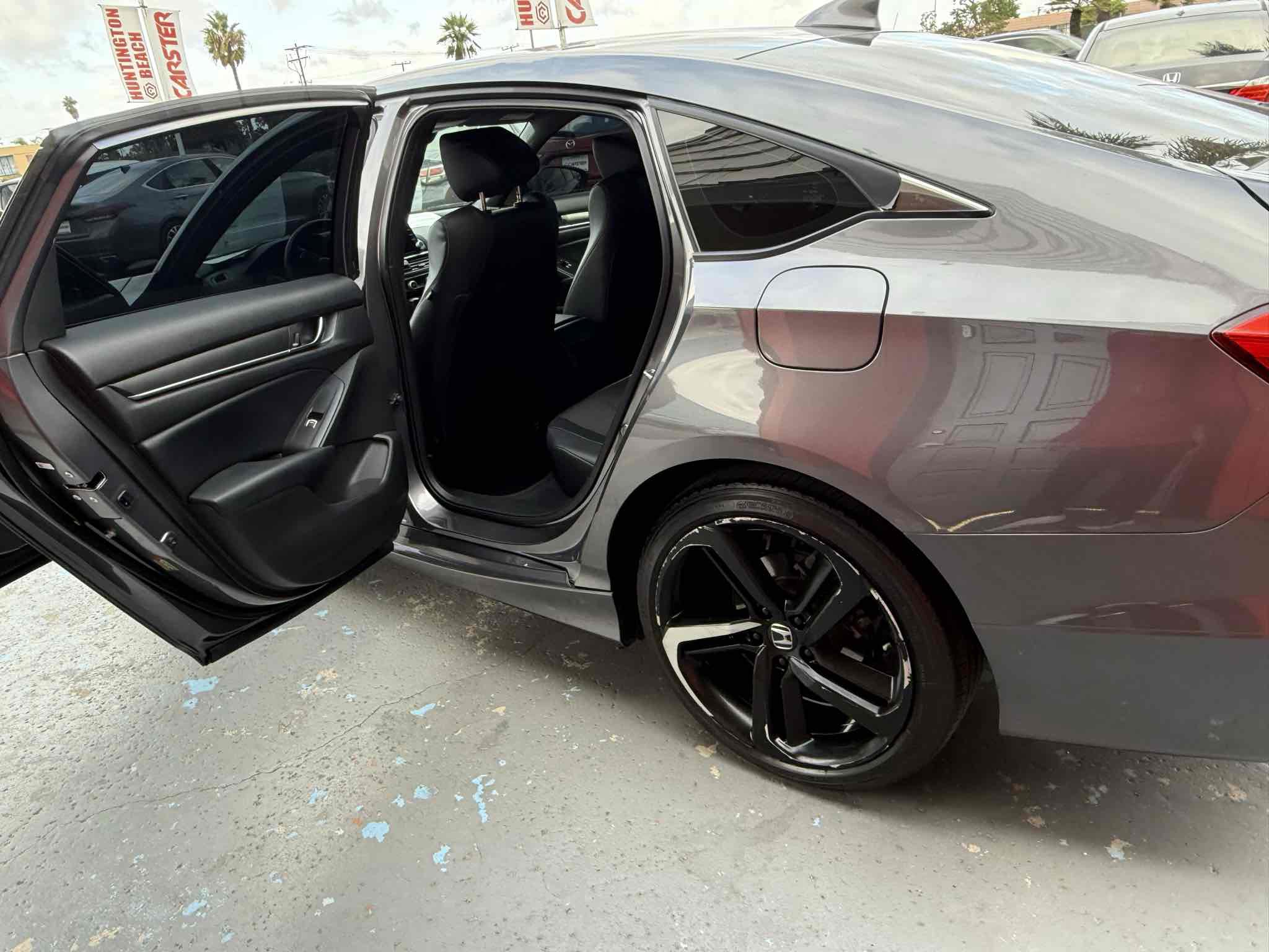Used 2018 Honda Accord Sport image 61
