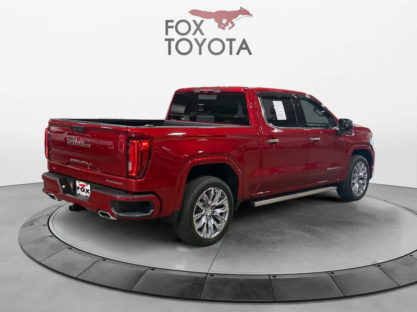 Used 2023 GMC Sierra 1500 Denali w/ Denali Reserve Package AWD/4WD image 6