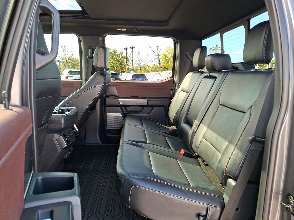 Used 2022 Ford F150 Lariat image 13