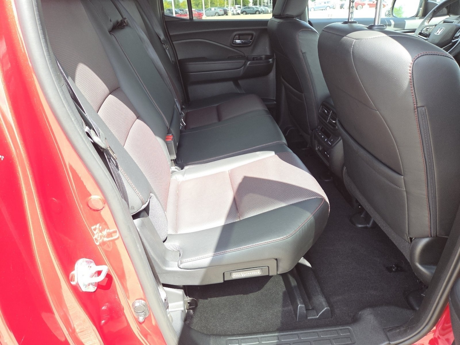 Used 2025 Honda Ridgeline Black Edition image 21