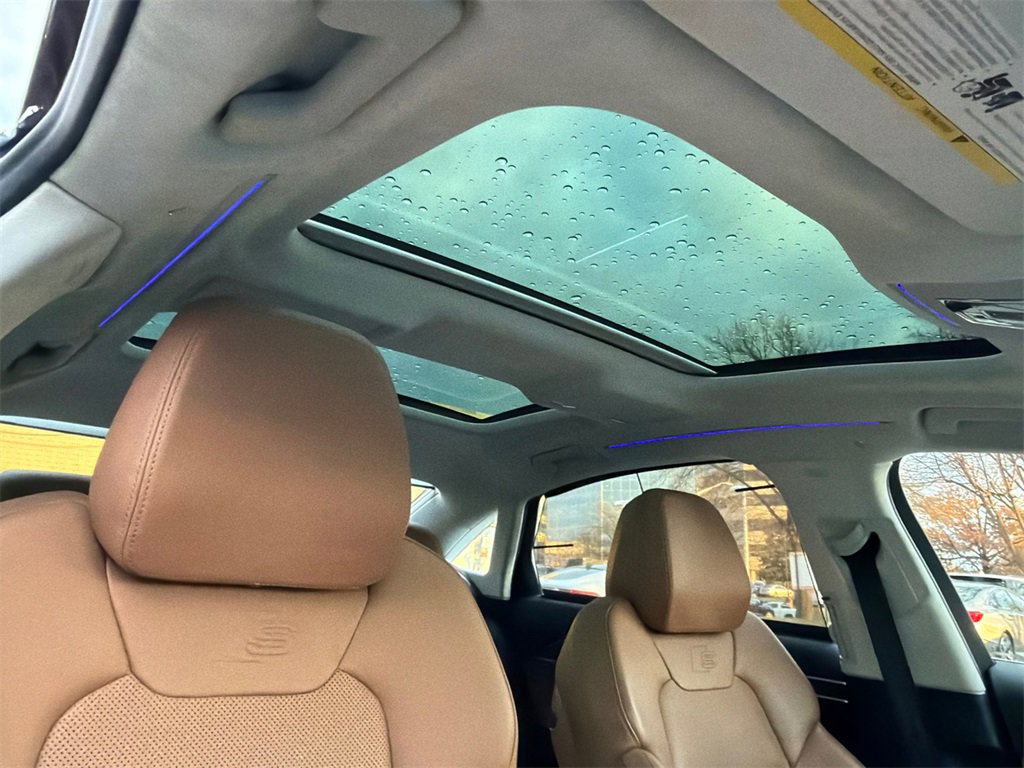 Used 2020 Audi S8 L image 14