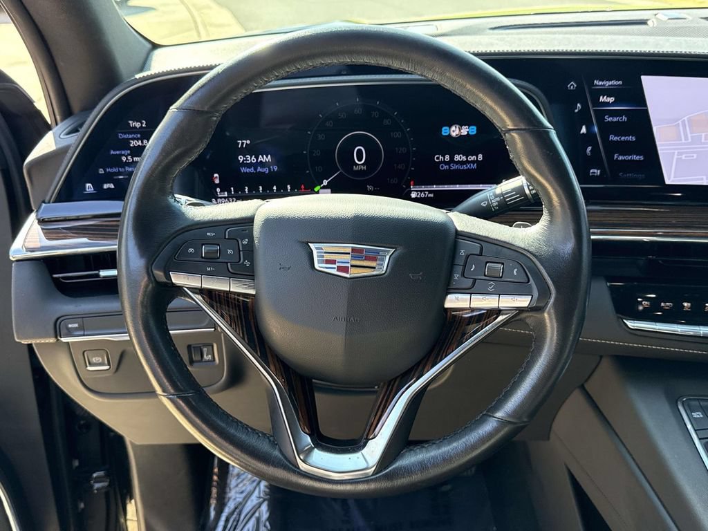 Used 2024 Cadillac Escalade ESV Luxury RWD image 31