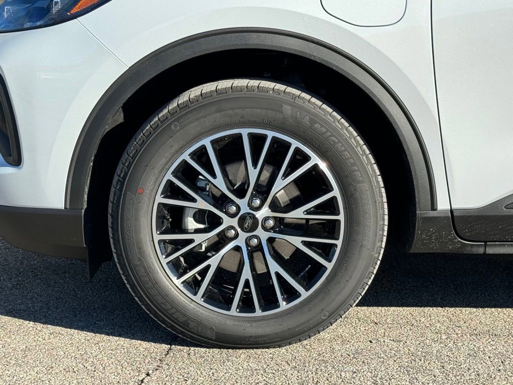 New 2025 Ford Escape SE w/ PHEV Premium Package image 39