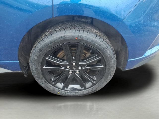 Certified 2023 Ford Edge ST-Line w/ Class II Trailer Tow Package AWD/4WD image 8