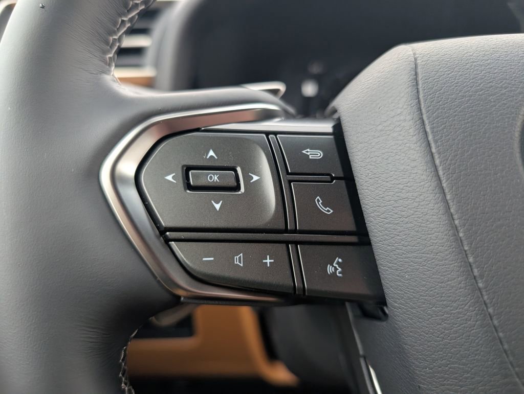 New 2026 Lexus LX 600 4WD w/ Luxury Package image 11