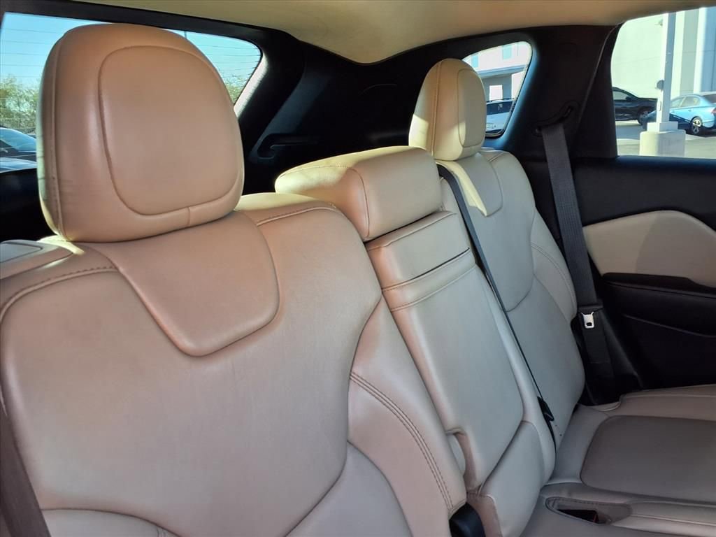 Used 2015 Jeep Cherokee Limited w/ Trailer Tow Group image 23