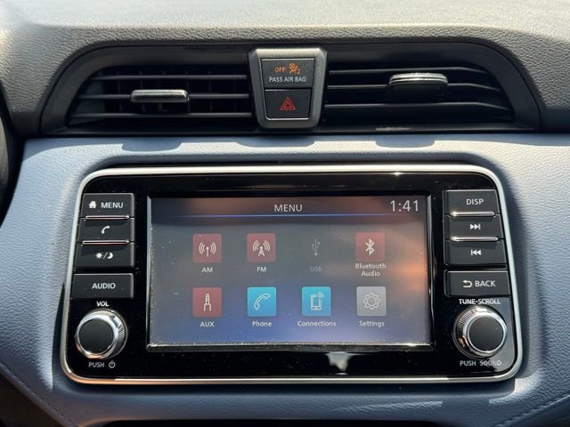 Used 2023 Nissan Versa SV FWD image 16