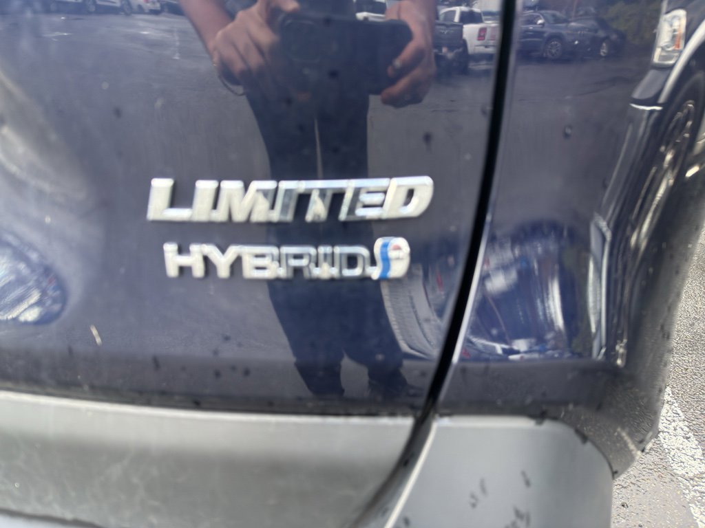 Used 2024 Toyota RAV4 Limited w/ Advanced Technology Package image 9