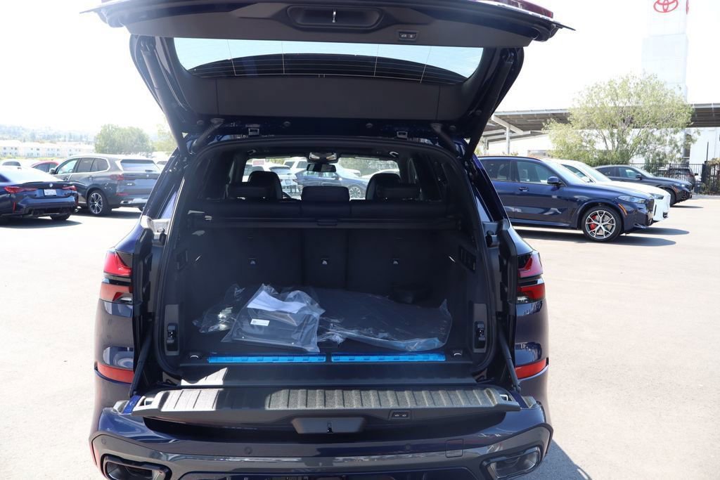 New 2026 BMW X5 xDrive50e image 24