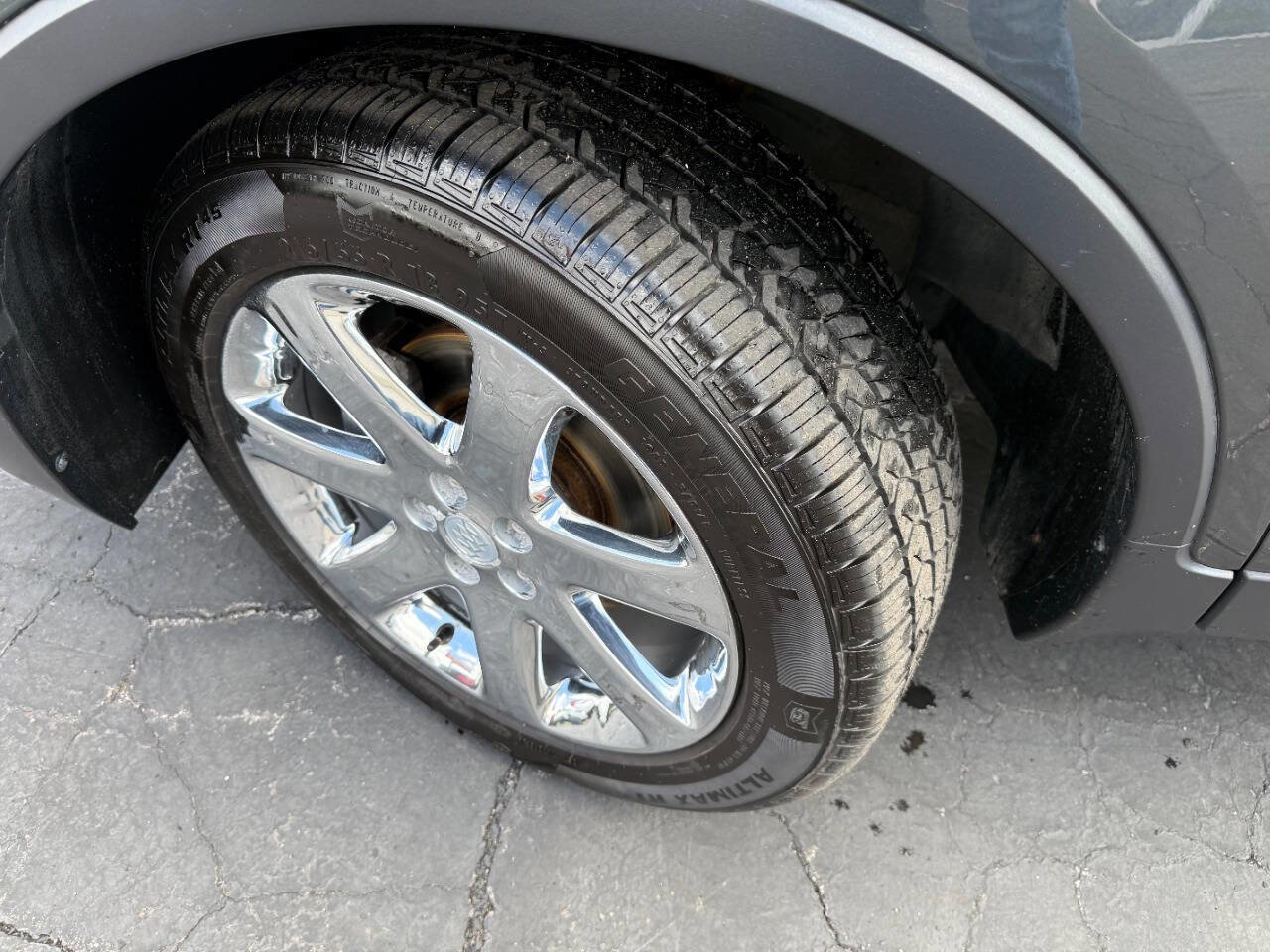 Used 2018 Buick Encore Essence w/ Experience Buick Package AWD/4WD image 26