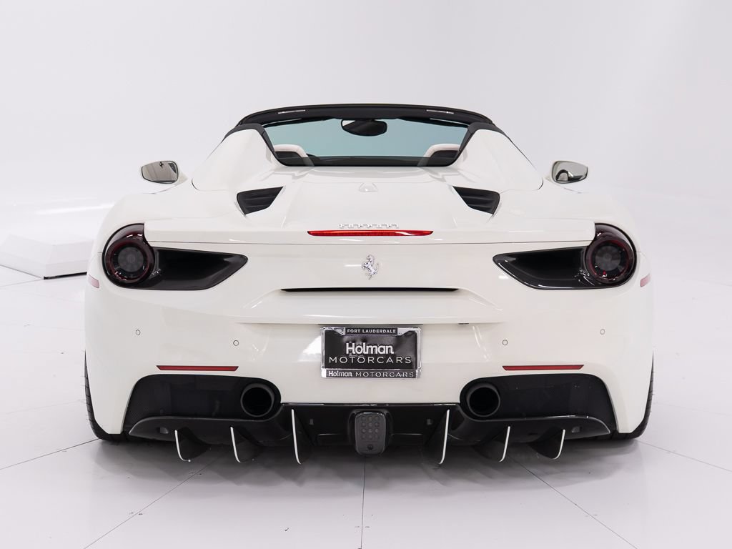 Used 2018 Ferrari 488 Spider RWD image 4