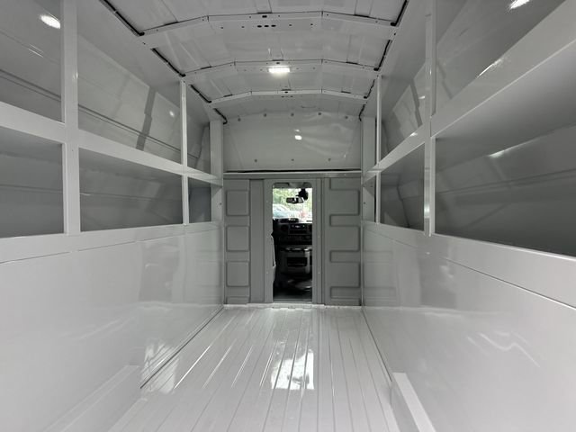 New 2026 Ford E-350 and Econoline 350 Super Duty w/ Power Equipment Group image 16