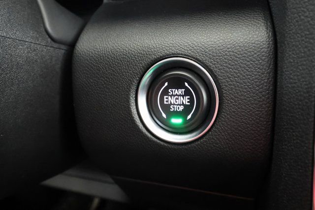 Used 2024 GMC Acadia Denali w/ Super Cruise Package image 15