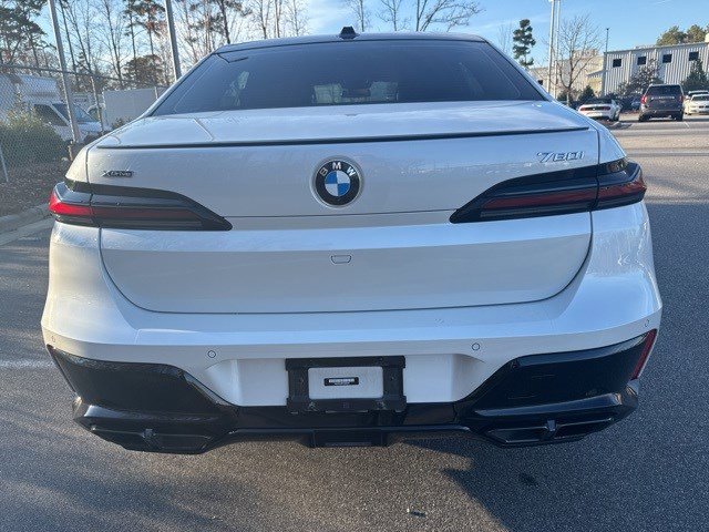 Certified 2023 BMW 760i xDrive w/ Executive Package image 6