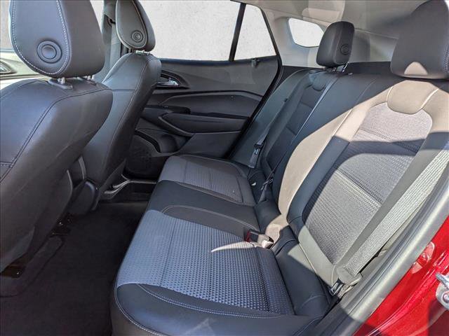 Used 2025 Chevrolet Trax LT image 22