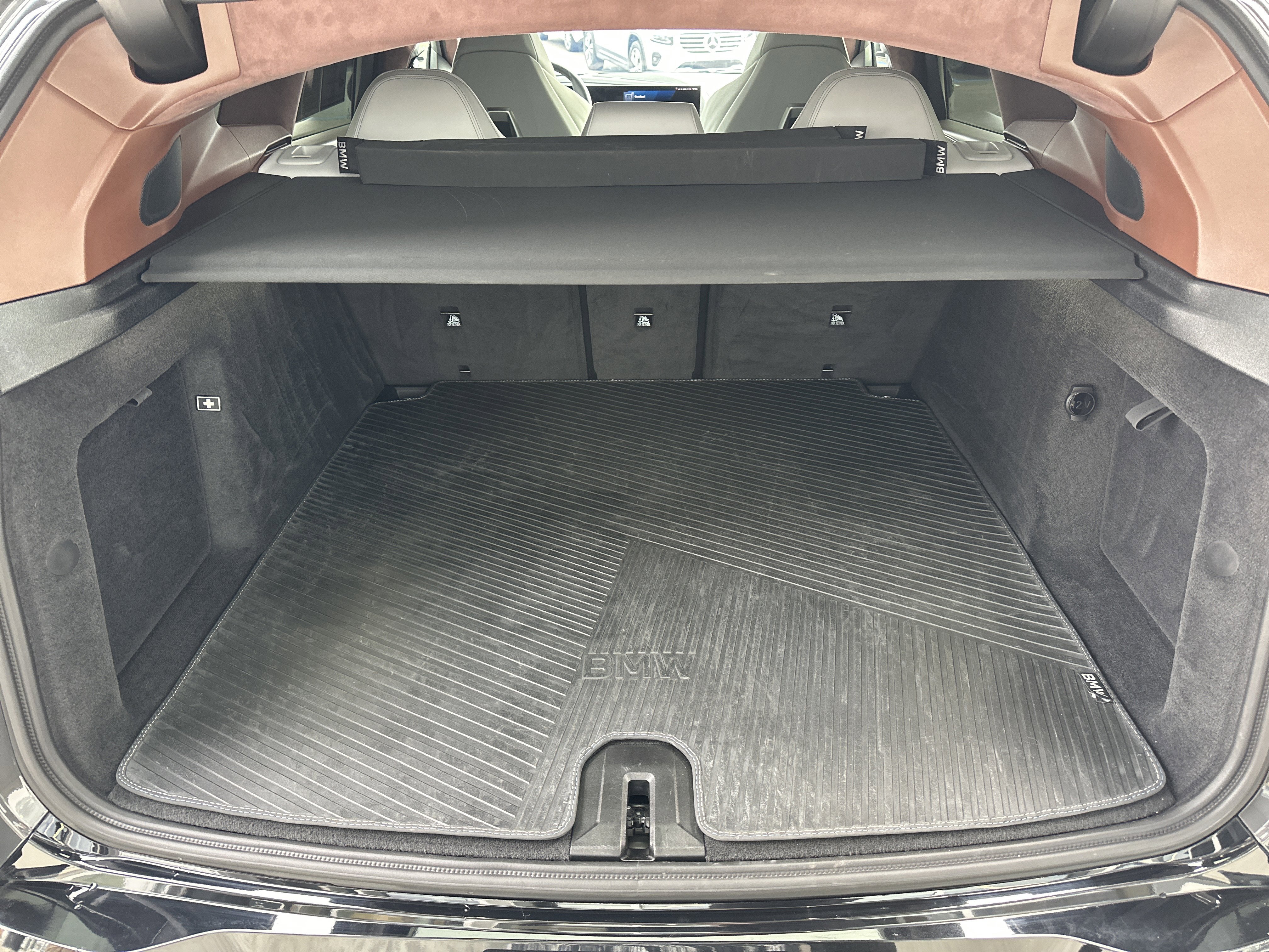 Used 2024 BMW XM image 28