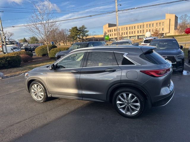 Used 2022 INFINITI QX50 Luxe image 8