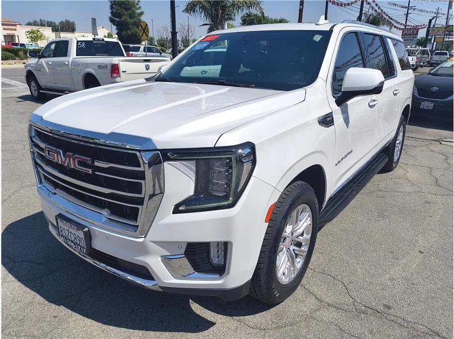 Used 2021 GMC Yukon XL SLT w/ SLT Luxury Plus Package RWD image 18