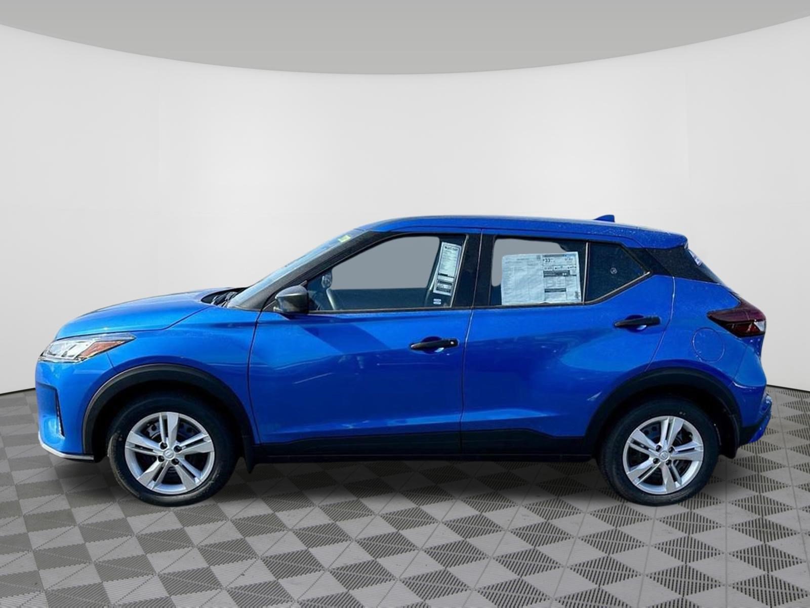 Certified 2025 Nissan Kicks Play S FWD image 15