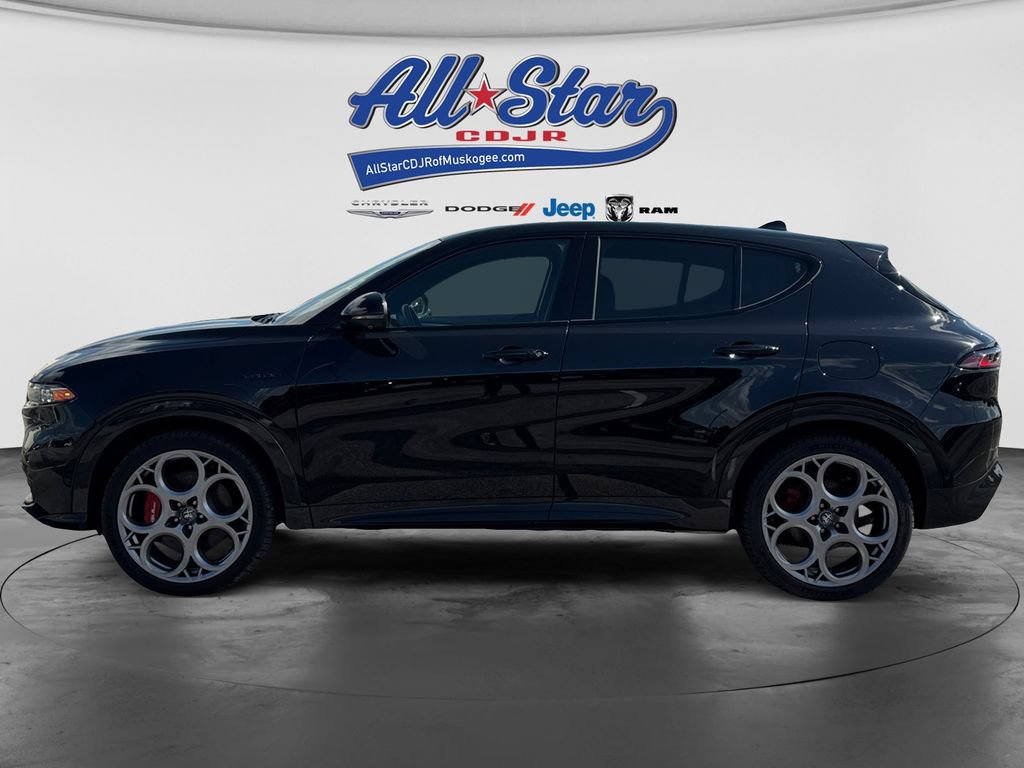 Used 2024 Alfa Romeo Tonale Veloce w/ Active Assist Package AWD/4WD image 4