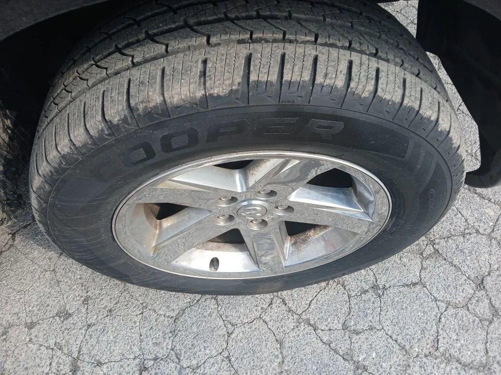 Used 2017 RAM 1500 Express w/ Express Value Package image 29